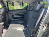 後部座席は広々としており、快適な空間を実現。シートアレンジも可能で、荷物をたくさん積むこともできます。