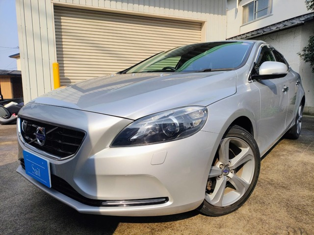 V40 T4 SE ブラックレザーシート禁煙車 バックモニタ