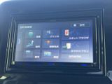 目的地検索が簡単に行え、スムーズなナビゲーションをサポート。街の情報を確認しながら、新しい発見を楽しめます。