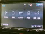 多彩な情報表示で、快適なドライブをサポート。車両情報や設定変更など、必要な情報をスムーズに確認・操作できます。