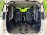 【パワーバックドア】スマートキーや運転席のボタンを押すだけでリアゲートが自動で開閉します!荷物を持っている時や、高い位置にあるバックドアを閉める際に便利な機能です♪