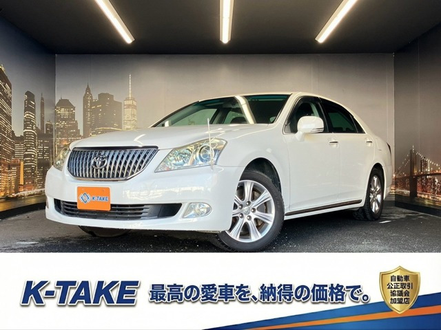 クラウンマジェスタ 4.6 Aタイプ (禁煙車)(4WD)(メーカーナビ)(バックカメラ