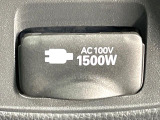 【1500Wアクセサリーコンセント】消費電力1500Wまでの家電が使えます。キャンプやスポーツ・アウトドアでのアクティビティはもちろん、災害・停電の際に大活躍♪