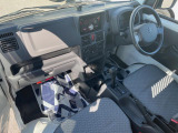 キャリイ 頑丈ダンプ 4WD 