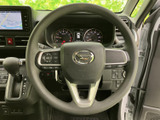 握りやすいステアリングで、快適なドライブをサポートします。操作もスムーズで、運転をより楽しめます。
