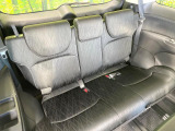 3列目シートはもちろん状態良好☆大人でもゆったりと座って頂けますので、大人数でのお出かけもラクラクです♪ご家族で、気の知れた仲間で、ドライブに行くのが楽しみですね♪