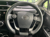 【純正革巻きステアリング】上質な革を使用することで、手にしっかり馴染みとても運転しやすいハンドルです♪