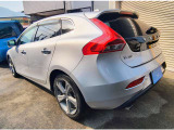 V40 T4 SE ブラックレザーシート禁煙車 バックモニタ