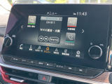 先進のインフォテインメントシステムを搭載。多彩な機能で快適なドライブをサポートし、目的地までのナビゲーションやエンターテイメントをお楽しみいただけます。