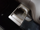 車が大好きなスタッフが心をこめて接客いたします。お客様一人一人のお車に対する思いや気持ちをうかがい、充実した時間が過ごせるよう努めます。
