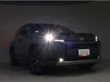 高輝度で点灯速度が速いLEDヘッドライト装備!LEDの明るい光が走行中の視界の確保をサポートして、夜のドライブがより楽しく安全に運転できます♪