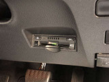 【ETC車載器(ビルトイン)】高速・有料道路の料金所をキャッシュレス、スムーズに通過可能です。