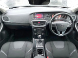 V40 T3 モメンタム 