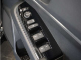 ◆パワーウィンドウスイッチ◆運転席から全席の窓の開閉操作を行うことが出来いつでも換気ができます!