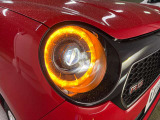 LEDのウィンカーは遠くからの視認性も良く夜道でも安心できます。