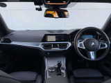 BMW専門のメカニックが、100項目にも上るポイントを徹底的にチェック。交換基準に達した部品があれば、弊社負担にて交換後、お客様へご納車致します。