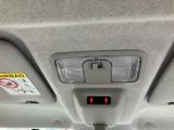 専用のパーツクリーナーを噴霧し、仕上げております。ボディーやガラスの拭き上げ、タイヤワックス等全体をキレイにしております。