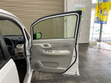 「軽自動車サンライズ♪」のテレビCMでおなじみの軽 届出済 未使用車専門店 です!