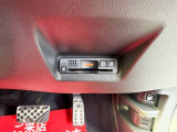 バックカメラもオプションで付けて頂けます♪後方確認が簡単にできます!駐車が苦手な方、夜間の駐車時に大変便利な機能で欠かせない装備の1つです♪