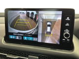 全方位モニターがついています! 車の周囲を360&deg;安全確認できるので、普段の駐車はもちろんの事、縦列駐車や幅寄せの際にも活躍してくれますよ。