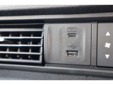 【充電ポート】USB・タイプC充電ポートを備え、利便性も◯です!