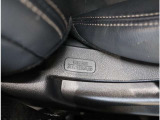 エアバッグは運転席、助手席以外にサイドカーテンエアバッグとサイドエアバッグが付いています。
