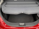 トノカバー付きですので、荷物が見えません。