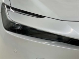 シャープなデザインのLEDヘッドライトです。