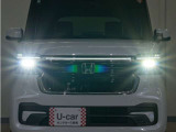 LEDヘッドライト(オートハイビーム機能付)が搭載されており、遠くまで明るく均一に照らし、高速道路等での安心感が向上しております。