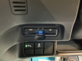 ビルトインタイプの【ETC】で見た目もスッキリ。高速道路の利用にとても便利です。
