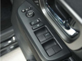 ◆パワーウィンドウスイッチ◆運転席から全席の窓の開閉操作を行うことが出来いつでも換気ができます!