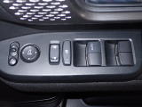 全てのドアガラスを運転席での操作が可能!窓を開けて走るドライブも気持ちがいいですよね!!♪