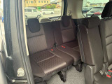 サードシートは大人でもゆとりのある空間を確保