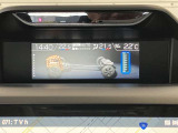 各種燃費情報など車両機能の作動状況から設定した記念日までさまざまな車両情報を表示するマルチファンクションディスプレーがナビ上に装備されています!!