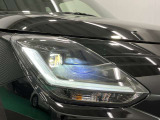 【LEDヘッドランプ】明るいライトが夜間の安全運転をサポートします。消費電力も少なく長寿命です。