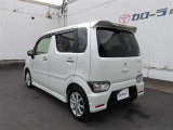 当社の中古車はすべてお支払総額表示で掲載中!納車前の整備費用は車両本体価格に含みます。隅々まで行き届いた整備と1年間距離無制限のロングラン保証が安全なカーライフをお届けいたします。