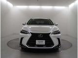 1年間走行距離無制限の中古車保証が付帯されます。