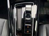 電子シフトノブ 電動パーキングブレーキ付き