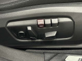 フロント電動シート操作スイッチ
