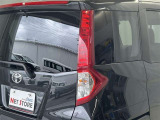 対向車がいないとき、見通しの悪い道路は暗くて怖いですよね。。。こちらのクルマはオートマチックハイビーム搭載です!対向車の有無で自動でハイ・ロウビームに切り替えます。