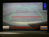 バックモニターがついていますので、バックでの駐車が苦手な方でも大丈夫です 実際のバック駐車は目視確認と合わせてお使い下さい