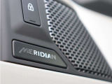 Meridianサウンドシステムを搭載。クリアで臨場感あふれるサウンドをお楽しみいただけます。