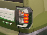 視認性と個性を演出するリヤコンビネーションランプ(LEDストップランプ)