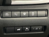弊社で試乗車として使っていました。事故・修復暦はありませんし、内外装ともきれいな車両ですので安心してご検討頂ける1台です☆