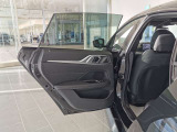 BMWプレミアムセレクション前橋では、高年式低走行モデルからMモデル、年式が経ちなかなかディーラーでは見かけないモデルまで幅広いラインナップで認定中古車を取り扱っております。品質に自信があります。