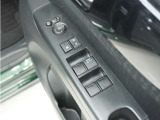 ◆パワーウィンドウスイッチ◆運転席から全席の窓の開閉操作を行うことが出来いつでも換気ができます!