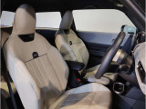 MINIは様々なオリジナルを作ることのできるお車です。専用のシートカバーも作成可能で御座いますので、ご希望の仕様など御座いましたらご相談くださいませ。きっとご希望のシートカバーの作成が可能です。