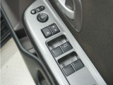 ◆パワーウィンドウスイッチ◆運転席から全席の窓の開閉操作を行うことが出来いつでも換気ができます!
