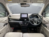 広々とした視界を体感できます。運転が楽しくなりますね。