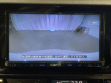 【バックモニター】駐車時に後方がリアルタイム映像で確認できます。駐車時や、夜間のバック時に大活躍♪